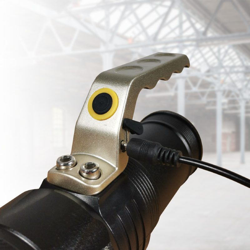 10W 500lm Patrol LED Flashlight TED003744 - rechargeable / 6h battery life - waterproof IP65 - TED Electric - Image 3